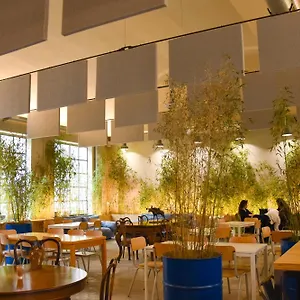Bovisa Urban Garden Hostal Milán