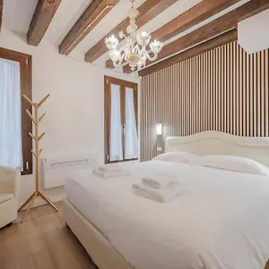 Rialto 707 Venecia